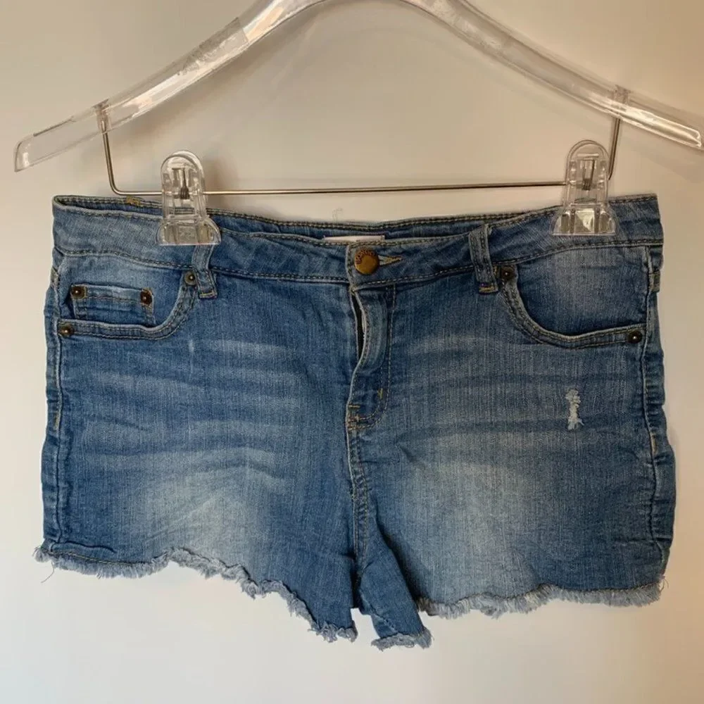 Bongo Distressed Denim Short
